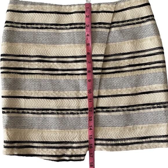 Never Worn Black & Cream Striped Wool Blend Skirt - Picture 5 of 7